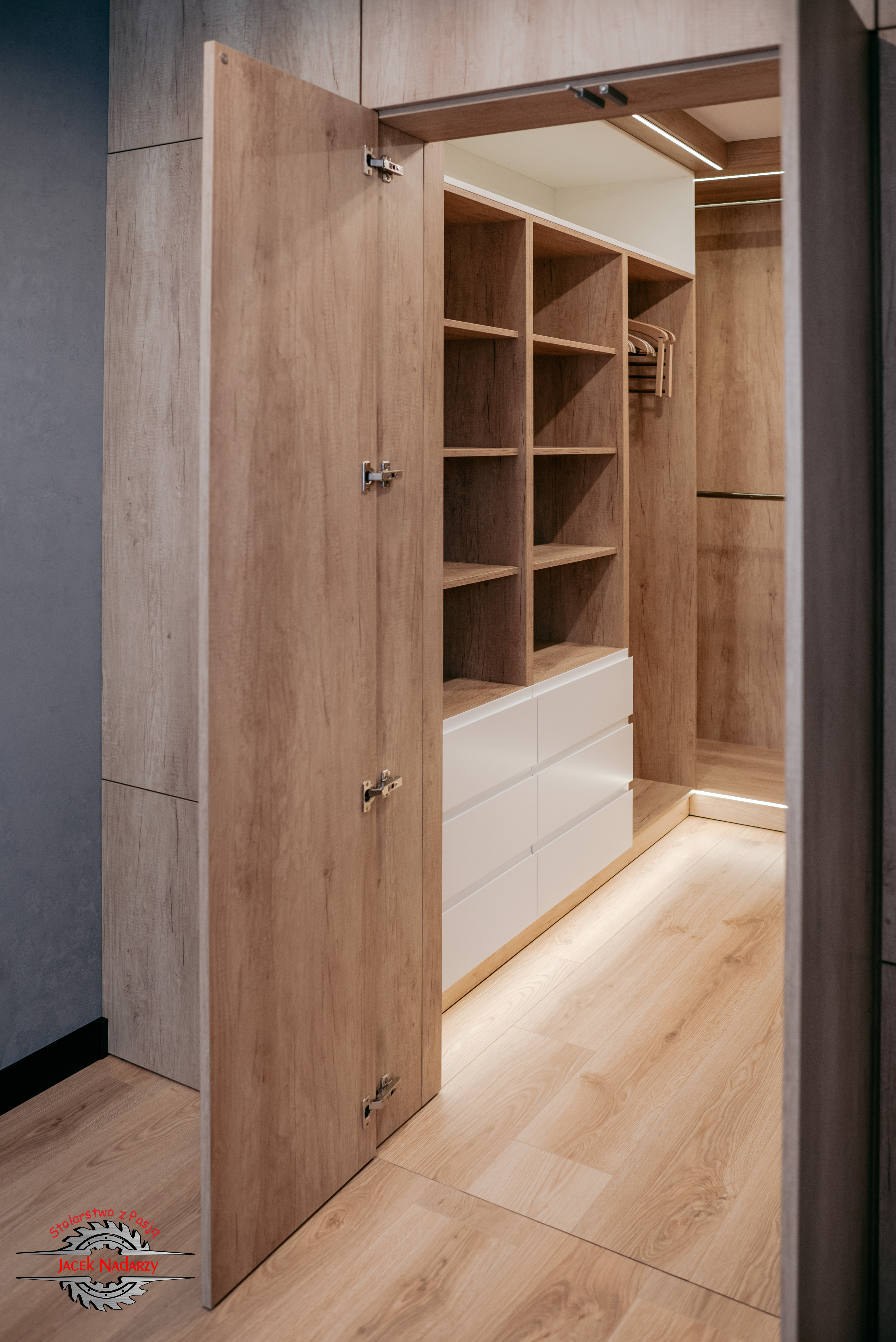 Garderoby na wymiar Rybnik - stolarstwo Nadarzy