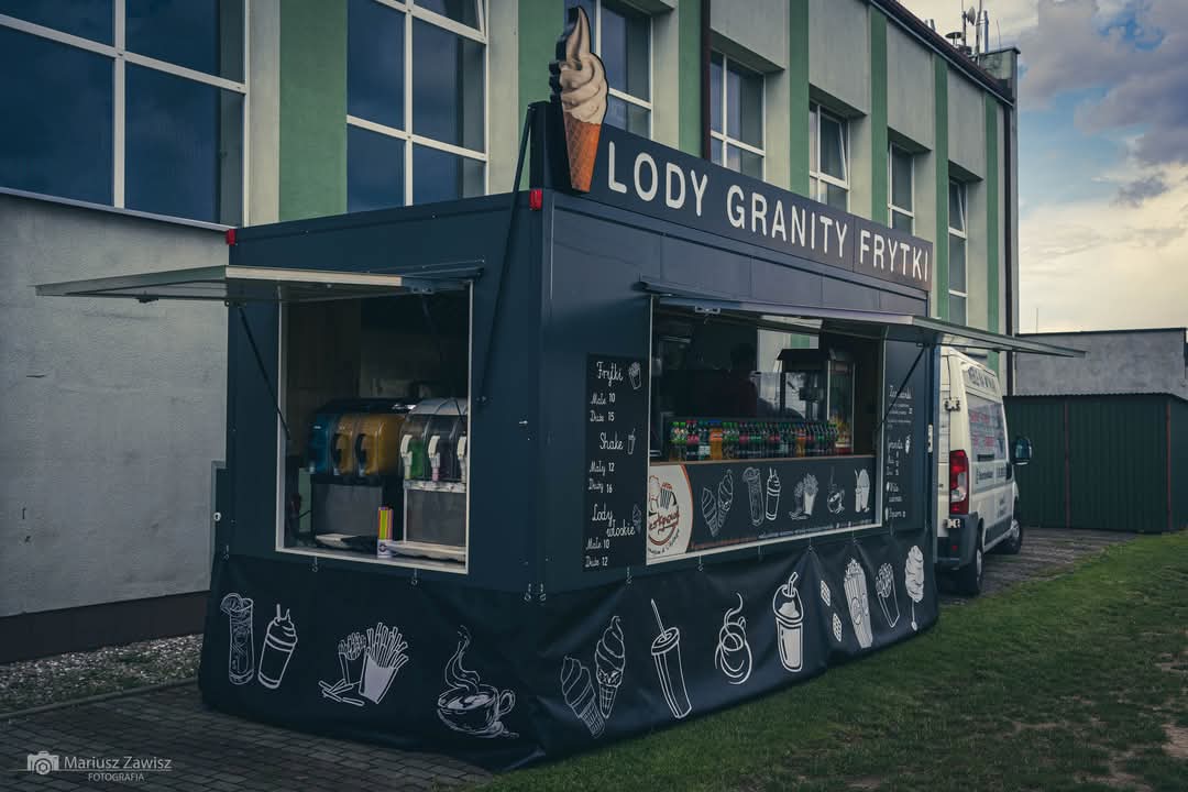 Przyczepa gastronomiczna