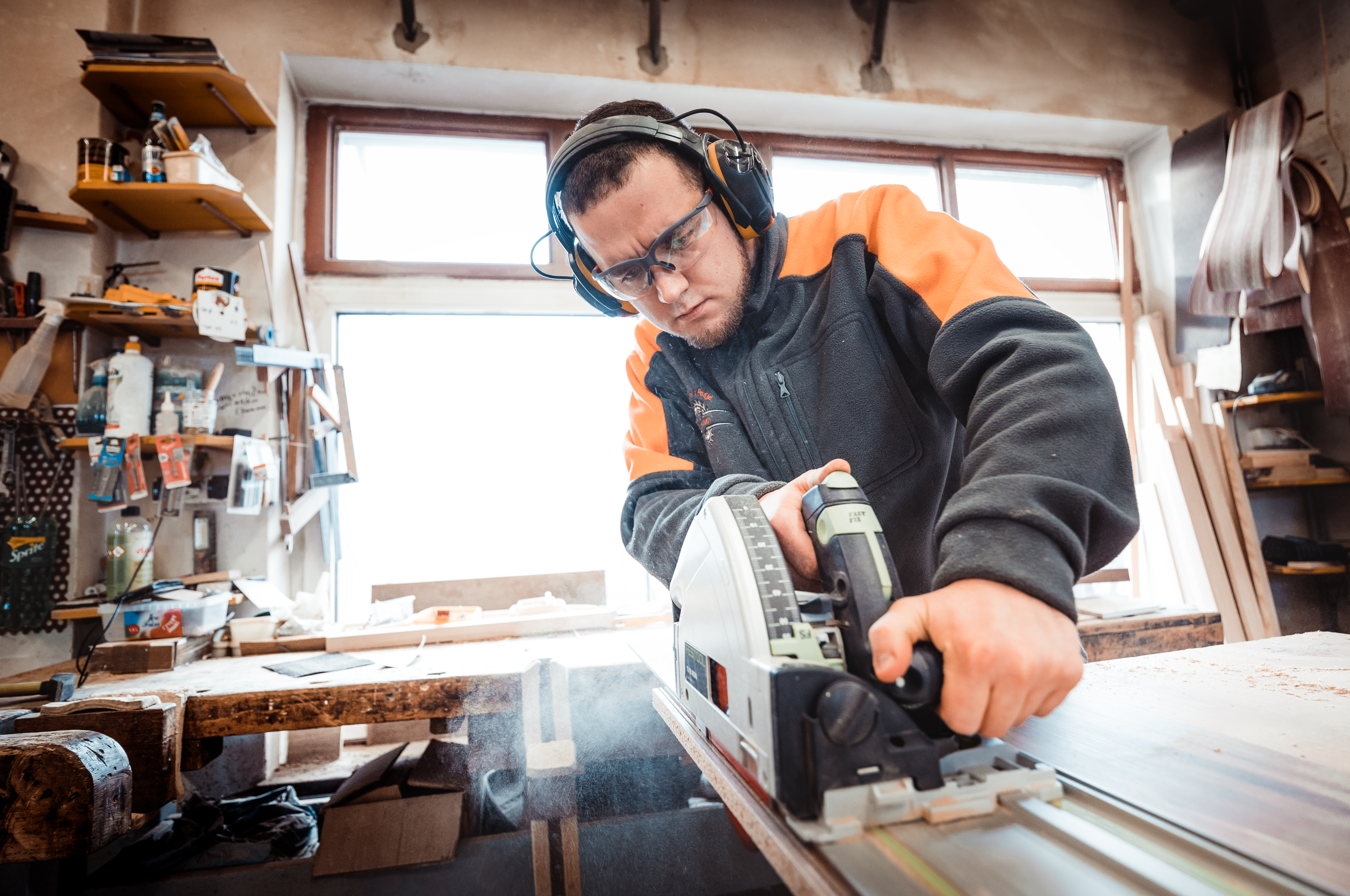 Stolarz Rybnik - wykonanie mebli na wymiar w warsztacie